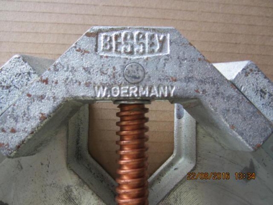 ขายปากกาเข้ามุมจับชิ้นงานเยอรมันBESSEY MADE IN W.GERMANY.