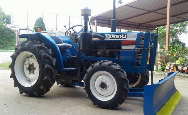 ขายรถไถ ISEKI TL2500(4WD) พร้อมใบดันและผานพรวน รถ2เพลา พวงมาลัยพาวเวอร์พร้อมใช้งาน ขายรถไถ ISEKI TL2500(4WD) พร้อมใบดันและผานพรวน รถ2เพลา พวงมาลัยพาวเวอร์พร้อมใช้งาน