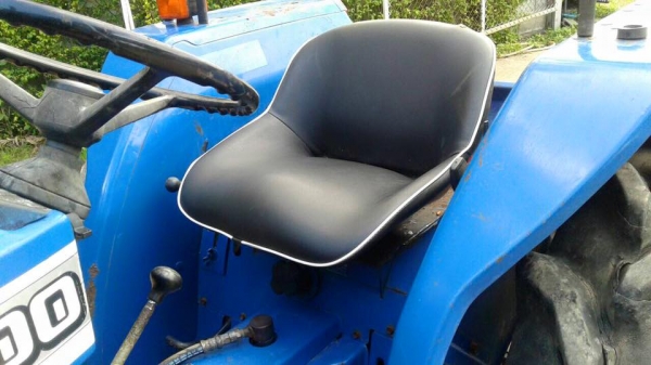 ขายรถไถ ISEKI TL2500(4WD) พร้อมใบดันและผานพรวน รถ2เพลา พวงมาลัยพาวเวอร์พร้อมใช้งาน ขายรถไถ ISEKI TL2500(4WD) พร้อมใบดันและผานพรวน รถ2เพลา พวงมาลัยพาวเวอร์พร้อมใช้งาน
