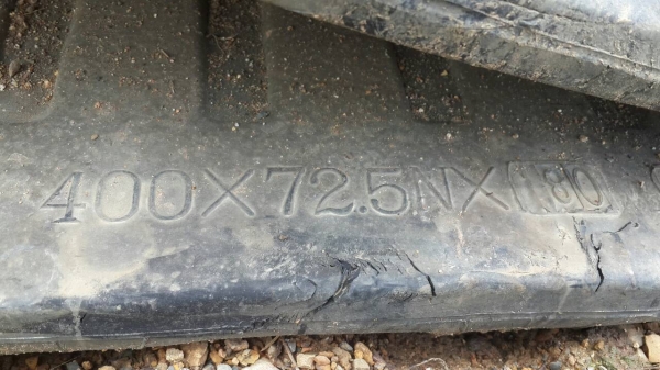 ขายแทรคยาง รถPC60