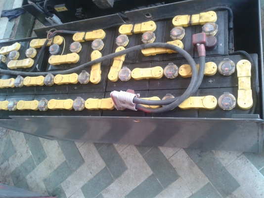 ขายแบตเตอรี่รถยกไฟฟ้า