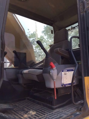 ขาย!!! โคมัสสุ PC200 รุ่น 7 ปี 55