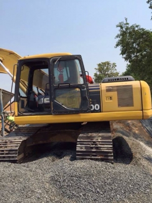 ขาย!!! โคมัสสุ PC200 รุ่น 7 ปี 55