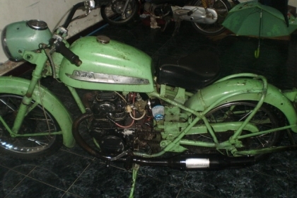 ขายมอไซค์เก่าเก็บ 400 สตาร์ทติดขี่ได้ไม่มีทะเบียน ขายมอไซค์เก่าเก็บ 400 สตาร์ทติดขี่ได้ไม่มีทะเบียน