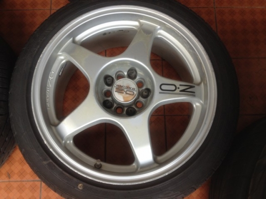 ล้อเเท้ OZ RACING 17กว้าง8อ๊อฟ35ทั้ง4วงเก่าญี่ปุ่นสีเดิมยางติดมาปี14ใส่วิ่งได้อยู่ ล้อเเท้ OZ RACING 17กว้าง8อ๊อฟ35ทั้ง4วงเก่าญี่ปุ่นสีเดิมยางติดมาปี14ใส่วิ่งได้อยู่