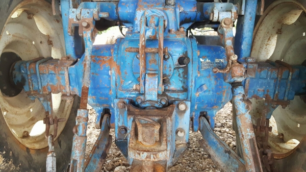 Ford ซูโม่ เครื่อง 6600 สภาพเดิมๆเครื่องแห้ง เอกสารพร้อมโอน