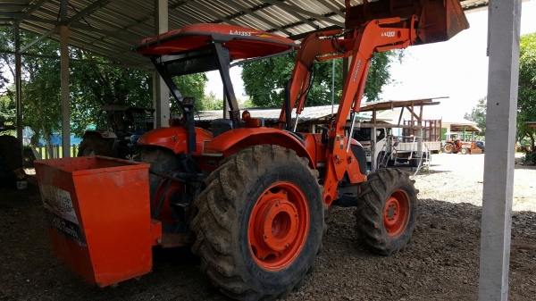 Kubota M9540 พร้อมชุดตัก LA1353 รถสวยๆเดิมๆ เครื่องดีเกียร์ดี เอกสารพร้อมโอน