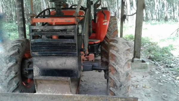 รถไถ KUBOTA M9540 , 2 เพลา. , ( รถทำงาน 4,8xx ชม. ) สนใจติดต่อ 081 - 6079515 รถไถ KUBOTA M9540 , 2 เพลา. , ( รถทำงาน 4,8xx ชม. ) สนใจติดต่อ 081 - 6079515