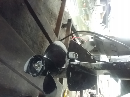 เครื่อง  suzuki 15 fourstroke