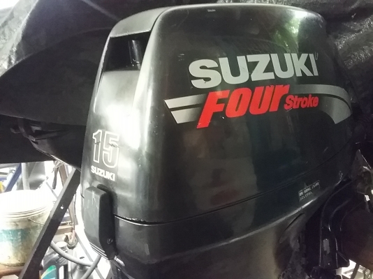 เครื่อง  suzuki 15 fourstroke