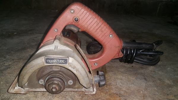 ขายเครื่องตัดคอนกรีต maktec mt410