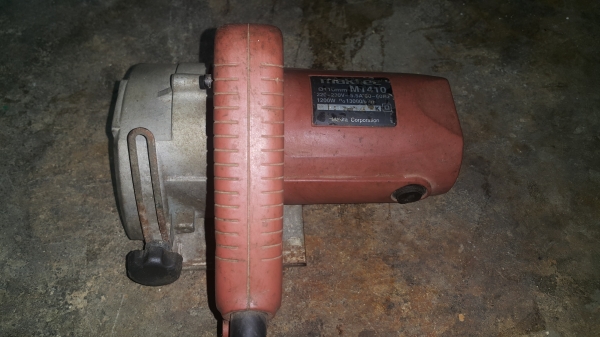 ขายเครื่องตัดคอนกรีต maktec mt410