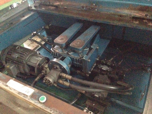 ขายแท่นอัดไฮโดรลิคขนาดใหญ่ 150 ตัน สภาพสวยพร้อมใช้งาน พร้อมรางสไล้ในตัว พร้อมใช้งาน และขนาด 80 ตัน 2ตัว สภาพสวยครับ ขายแท่นอัดไฮโดรลิคขนาดใหญ่ 150 ตัน สภาพสวยพร้อมใช้งาน พร้อมรางสไล้ในตัว พร้อมใช้งาน และขนาด 80 ตัน 2ตัว สภาพสวยครับ