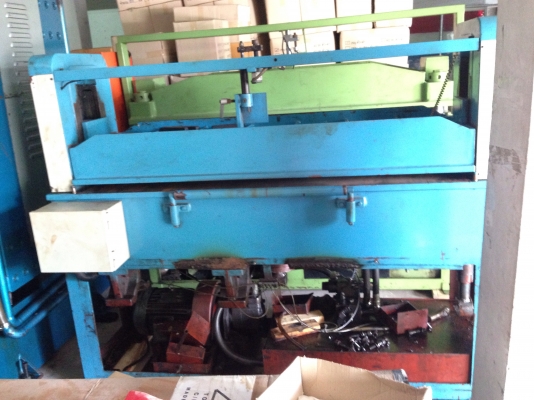 ขายแท่นอัดไฮโดรลิคขนาดใหญ่ 150 ตัน สภาพสวยพร้อมใช้งาน พร้อมรางสไล้ในตัว พร้อมใช้งาน และขนาด 80 ตัน 2ตัว สภาพสวยครับ ขายแท่นอัดไฮโดรลิคขนาดใหญ่ 150 ตัน สภาพสวยพร้อมใช้งาน พร้อมรางสไล้ในตัว พร้อมใช้งาน และขนาด 80 ตัน 2ตัว สภาพสวยครับ