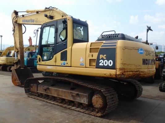 Komatsu PC200-8 Piping* สต็อกรถขุด นำเข้าเองจากญี่ปุ่น  โทร. 080-6565422 (หนิง)