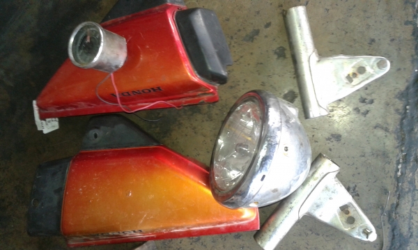 ฝาข้าง หูช้าง ไมด์แต่ง SR 400