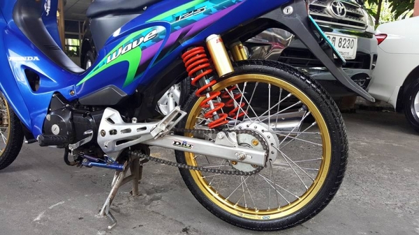 ขออนุญาติขาย HONDA WAVE 125S NEW ระบบไมล์ดิจิตอล สภาพแต่งสวยงาม ขออนุญาติขาย HONDA WAVE 125S NEW ระบบไมล์ดิจิตอล สภาพแต่งสวยงาม