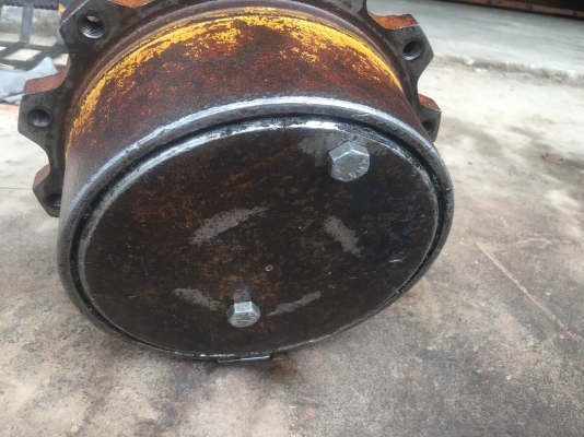 เฟืองเดิน แบคโฮ PC60 มี 3 ตัว