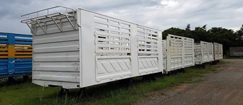 ขาย  กระบะล่องสามมิตรไม่ดั้ม