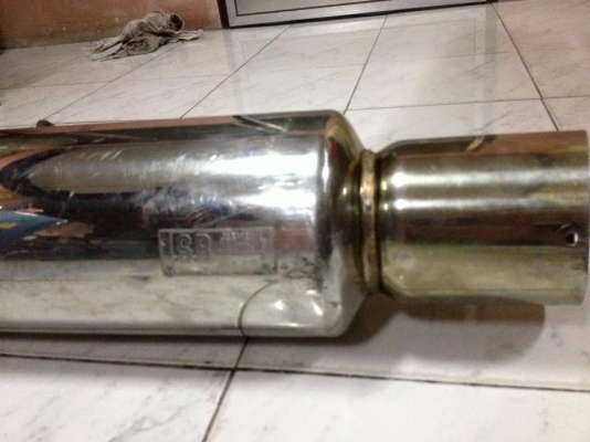 ขายท่อHKS surer sr051 jasmaแท้ใส้ตรงขนาด3.2นิ้ว พักกลางยาว14นิ้ว ปลายท่อยาว5.5นิ้ว ปากกว้าง4.6นิ้ว ราคา2200 โทร0924462525โส กทม