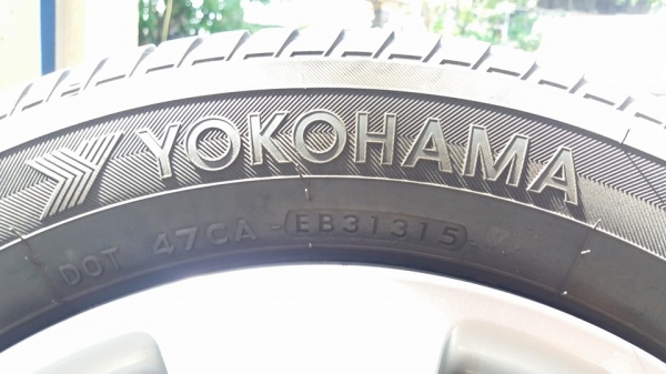 ขายล้อกระทะพร้อมยาง Yokohama 185 60 15