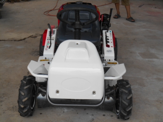 รถตัดหญ้า OREC RM85B1 13 แรง  พร้อมใช้งาน