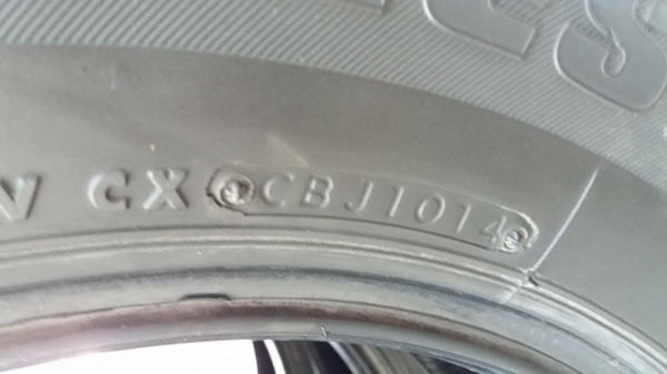 ขายยาง Bridgestone Duravis 215 70 16 ปี 14 สามเส้น