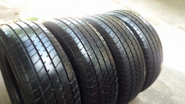 ขายยาง Dunlop SP 2030 185 60 15 ปี 13