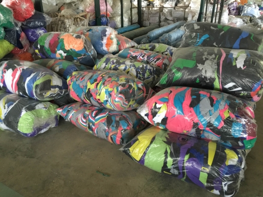 เศษผ้าโรงงาน มีออกมาเรื่อยๆ