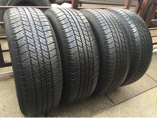 ยาง Bridgestone 265 65 17 ปี15 ดอกเยอะ ใช้ยาว ราคาไม่แพง ยาง Bridgestone 265 65 17 ปี15 ดอกเยอะ ใช้ยาว ราคาไม่แพง