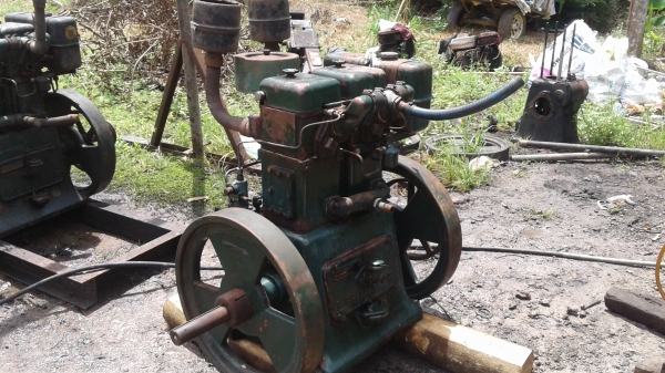 เครื่องสูบน้ำ  ลิสเตอร์  16  เเรง