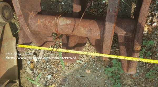 FROM JAPANตัวคีบปากหนีบไม้ CLAMP SHELLสำหรับรถขุดไซค์100, 120 /สวมบูทสลัก 65 มิล /ราคาเพียง 26,000 บาท FROM JAPANตัวคีบปากหนีบไม้ CLAMP SHELLสำหรับรถขุดไซค์100, 120 /สวมบูทสลัก 65 มิล /ราคาเพียง 26,000 บาท