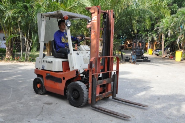 ((ลดกระหน่ำ))ขายFORKLIFT NISSAN FG10 ใหม่สุด(1.ตัน) เสา3เมตร สวยเดิมจากญี่ปุ่น ยังไม่เคยใช้ในไทย 85,000เท่านั้น!!