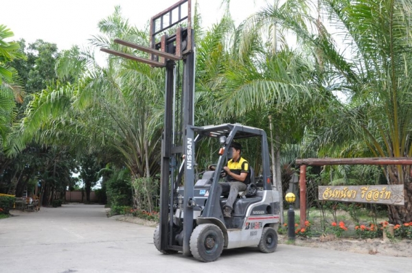 ขายFORKLIFT NISSAN P1F1รุ่นใหม่ล่าสุด งาสไลด์ (2ตัน)น้ำมัน+แก๊ส2ระบบ เสา3เมตร สวยเดิมจากญี่ปุ่น ยังไม่เคยใช้ในไทย 189,000เท่านั้น!!