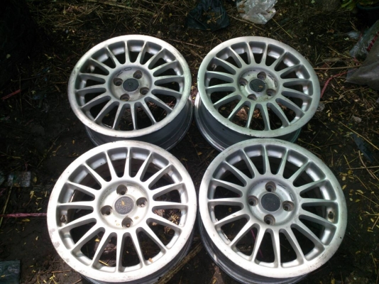 ขายแม็ก OZ  4รู100ขอบ15 จำนวน 4 วง