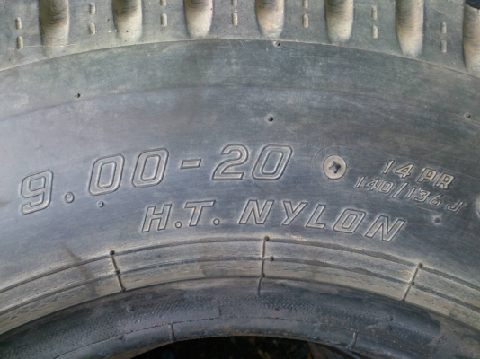 ขายยาง  900-20 ไฟร์สโตน ปี13 พร้อมยางในยางรอง จำนวน 6 ชุด