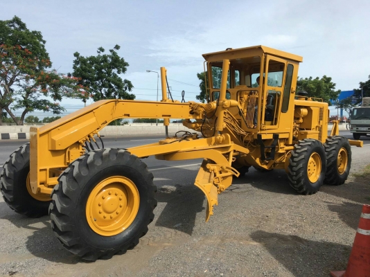 ขายรถเกรดCat12gสภาพสวยพร้อมใช้ ติดต่อคุณอ๊อฟ พิจิตร086-737-9991