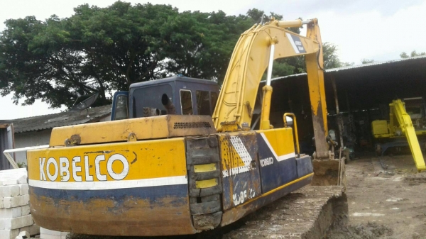 ขายKobelco sk200m2 สภาพพร้อมใช้ ติดต่อคุณอ๊อฟพิจิตร086-737-9991 ขายKobelco sk200m2 สภาพพร้อมใช้ ติดต่อคุณอ๊อฟพิจิตร086-737-9991