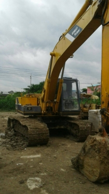 ขายKobelco sk200m2 สภาพพร้อมใช้ ติดต่อคุณอ๊อฟพิจิตร086-737-9991
