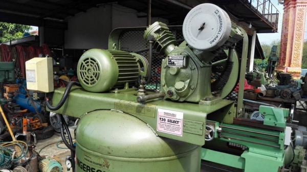 ** SOLD **ปั้มลมอิงเกอร์โซลแลนด์ 3 HP 380V 300L. ปั้มลมฝรั่งหล่อๆเดิมๆวิ่งนุ่มเสียงเงียบที่สุดท้าให้ลอง!!