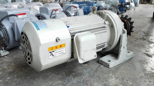 ** SOLD ** มอเตอร์เกียร์ Sumitomo Altax 2 HP 380V มีเบรค ทด 1:87 ความเร็วรอบประมาน 20 RPM