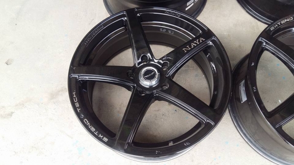 ขายล้อแม็กมือ2 naya extend tech 17"สนใจติดต่อ ตาเล็ก ล้อและยางครับ 081-3747940