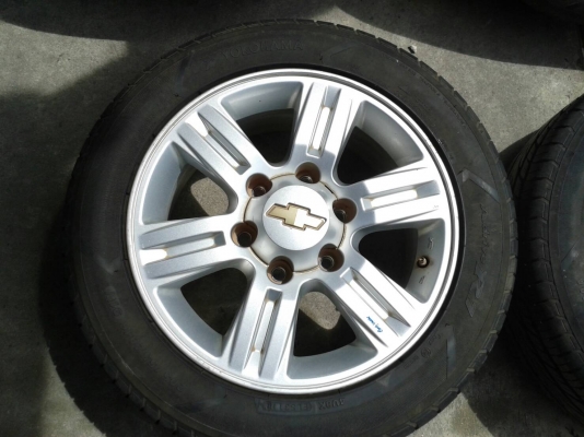 เชฟ ขอบ16นิ้ว6รู พร้อมยาง สวยๆ 4 ล้อ ราคา 5500 บาท