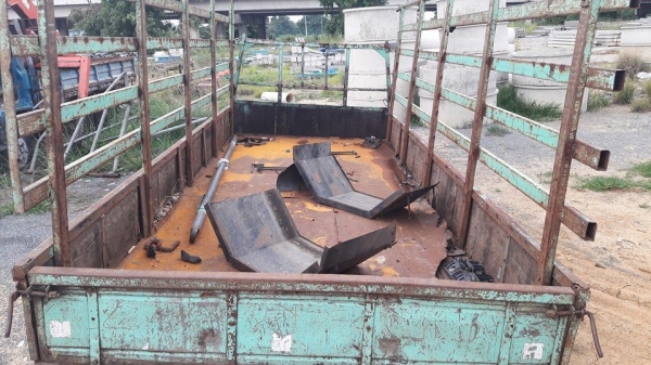 ขายกะบะคาโก้ NPR กะบะไม้ ขายกะบะคาโก้ NPR กะบะไม้