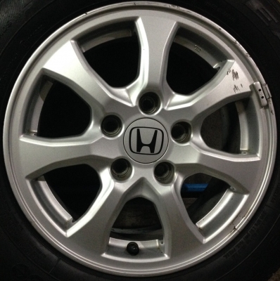 แม็ก Honda Civic FB ขอบ15 พร้อมยาง 195-65-15 แม็ก Honda Civic FB ขอบ15 พร้อมยาง 195-65-15