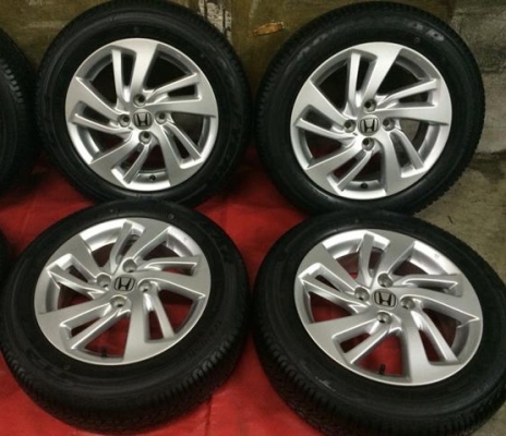 ล้อใหม่ป้ายแดงHonda Jazz พร้อมยางป้ายแดง 175-65-15