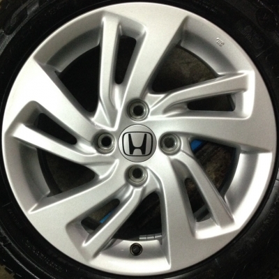 ล้อใหม่ป้ายแดงHonda Jazz พร้อมยางป้ายแดง 175-65-15 ล้อใหม่ป้ายแดงHonda Jazz พร้อมยางป้ายแดง 175-65-15