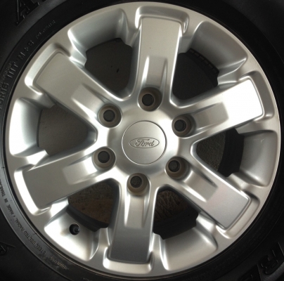 แม็ก Ford ranger ขอบ16 พร้อมยาง 255-70-16 แม็ก Ford ranger ขอบ16 พร้อมยาง 255-70-16
