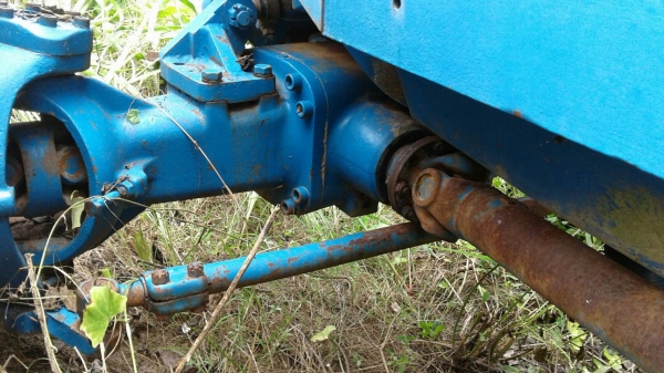 ขาย รถไถ 2 เพลา FORD 7700 สภาพใช้งานได้ปกติ แถมเครื่องตัดหญ้า เอกสารใบซื้อขาย