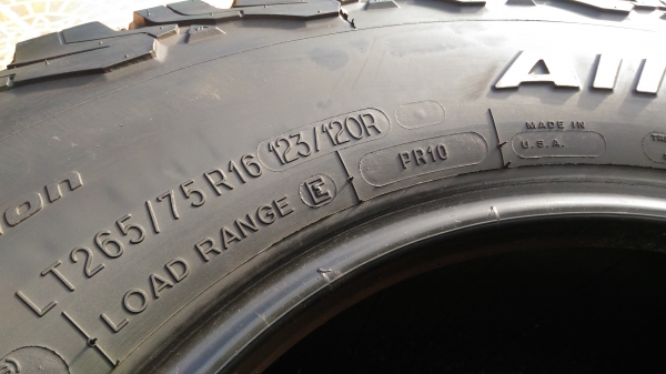 ขายยางลุยๆ BF 265/75/16 ปี 15